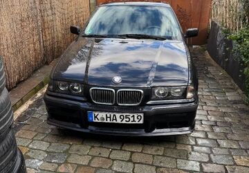 BMW 318 195.000 km 4.000 &euro; Köln 50999