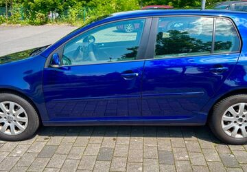 VW Golf 165.000 km 2.300 &euro; Leverkusen 51379
