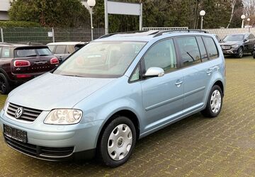 VW Touran 92.000 km 7.790 &euro; Neuss-Norf 41469