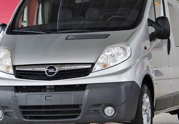 Opel Vivaro 83.000 km 11.850 &euro; Köln 50739