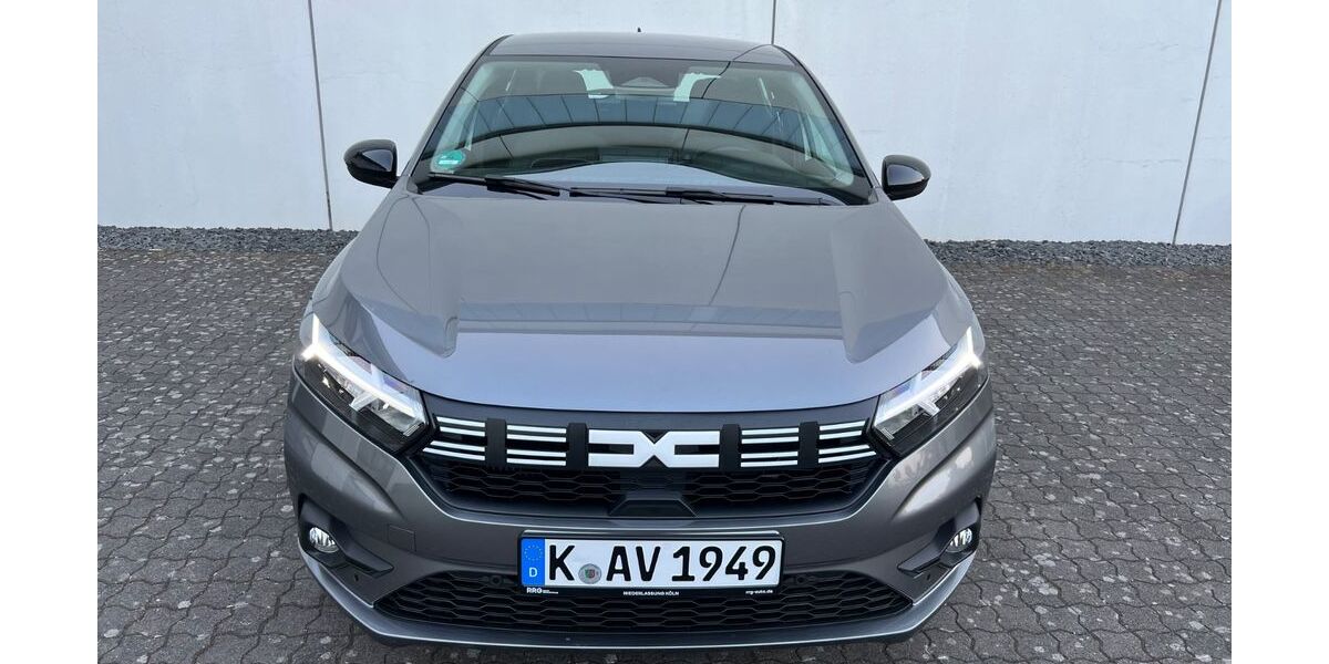 Dacia Sandero 9.000 km 18.399 &euro; Köln 50769