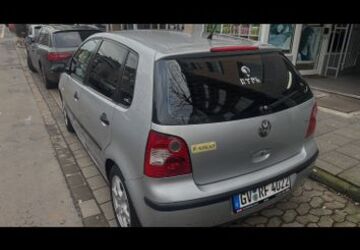 VW Polo 274.000 km 890 &euro; Düsseldorf 40233