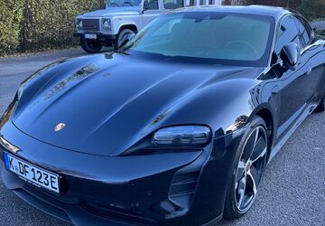 Porsche Taycan 113.900 km 52.900 &euro; Köln 50935