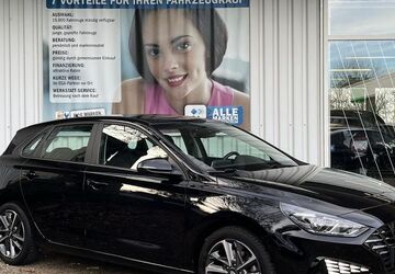 Hyundai i30 49.999 km 18.833 &euro; Wermelskirchen 42929