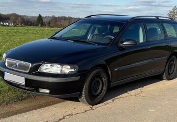 Volvo V70 328.618 km 2.600 &euro; Kürten 51515