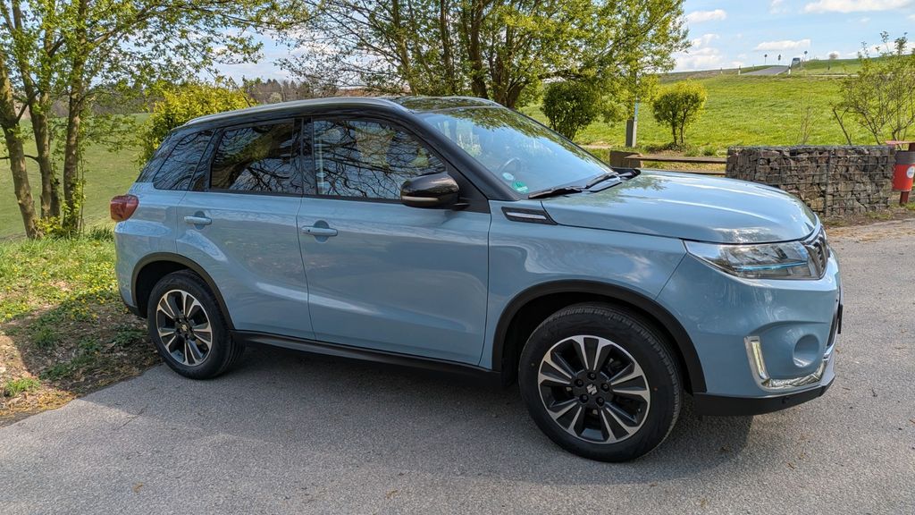 Suzuki Vitara 68.700 km 17.700 &euro; Leverkusen 51375