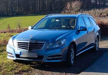 Mercedes-Benz 300 389.000 km 9.550 &euro; Lindlar 51789