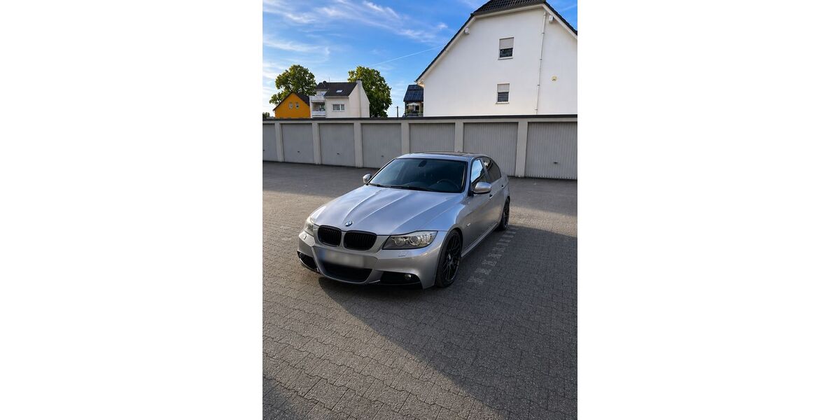 BMW 320 95.000 km 8.999 &euro; Solingen 42699