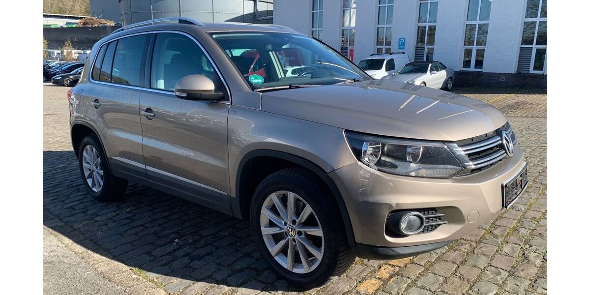 VW Tiguan 295.330 km 6.750 &euro; wuppertal 42285
