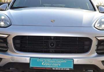 Porsche Cayenne 168.000 km 42.797 &euro; Neuss 41468