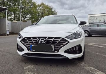Hyundai i30 52.700 km 13.444 &euro; Neuss 41469