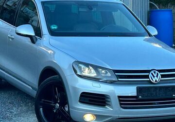 VW Touareg 263.300 km 8.999 &euro; Overath bei Köln 51491