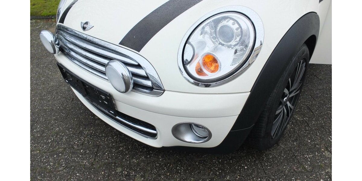 Mini Cooper D Clubman 1.HD LEDER XENON PANORAMADACH PDC 98.785 km 7.908 &euro; Köln 50858