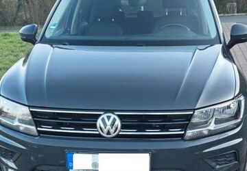VW Tiguan 145.000 km 17.499 &euro; Bergisch Gladbach 51469