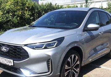 Ford Kuga 12.880 km 38.780 &euro; Düsseldorf 40589