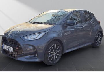 Toyota Yaris 5.800 km 29.480 &euro; Wuppertal 42109