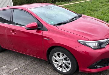 Toyota Auris 194.000 km 9.900 &euro; Köln 51105