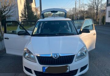 Skoda Fabia 130.000 km 4.800 &euro; Solingen 42659