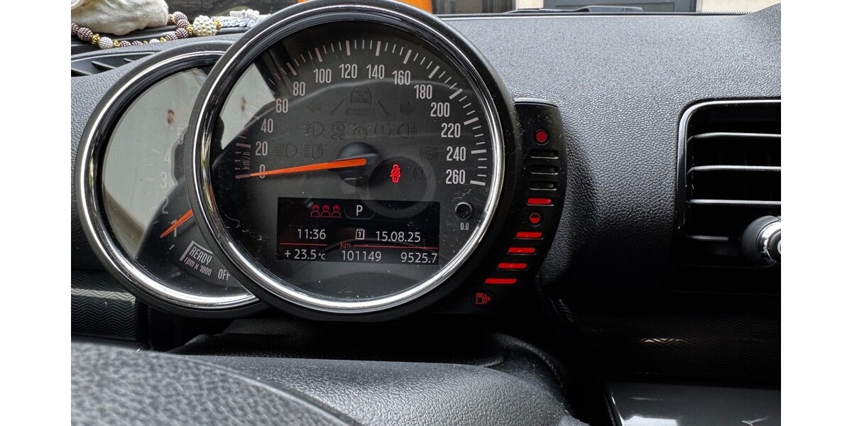 Mini Clubman 101.409 km 12.800 &euro; Köln 50667