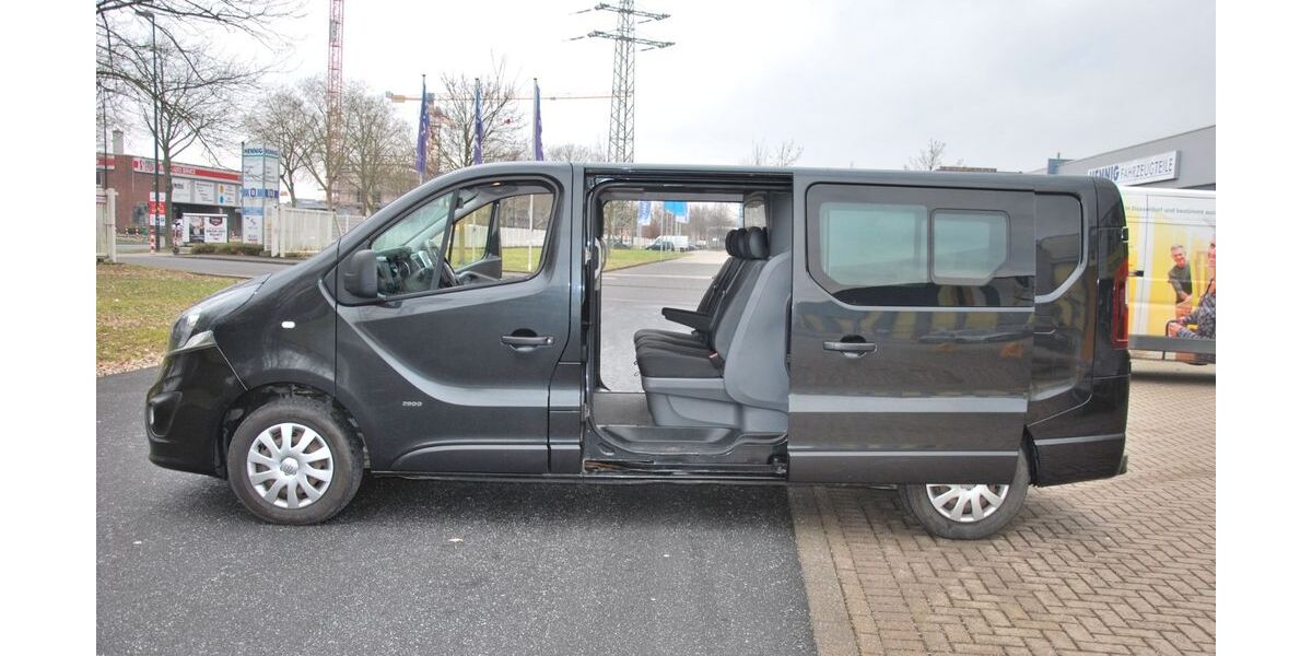 Opel Vivaro 174.456 km 10.900 &euro; Düsseldorf - Bezirk 8 40231