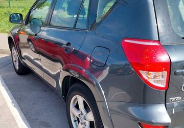 Toyota RAV 4 204.000 km 5.000 &euro; Erkrath 40699