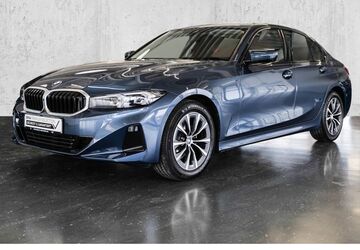 BMW 318 12.726 km 36.360 &euro; Köln Süd 50968