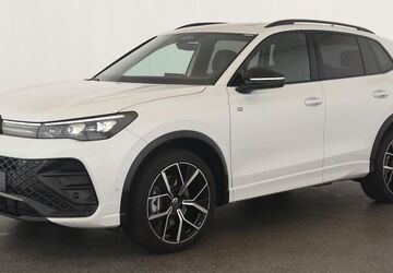 VW Tiguan 11.800 km 49.684 &euro; Düsseldorf 40233