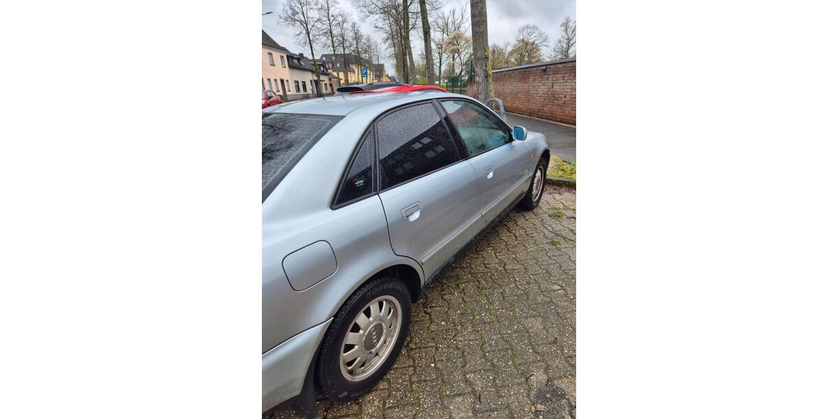 Audi A4 248.000 km 750 &euro; Köln 50171