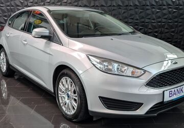 Ford Focus 44.000 km 10.195 &euro; Solingen 42699