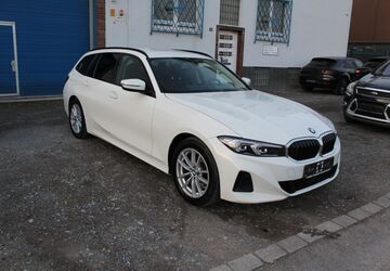 BMW 318 153.070 km 19.490 &euro; Düsseldorf 40231