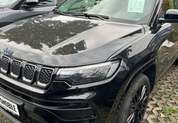 Jeep Compass 10.101 km 31.480 &euro; Köln 51149