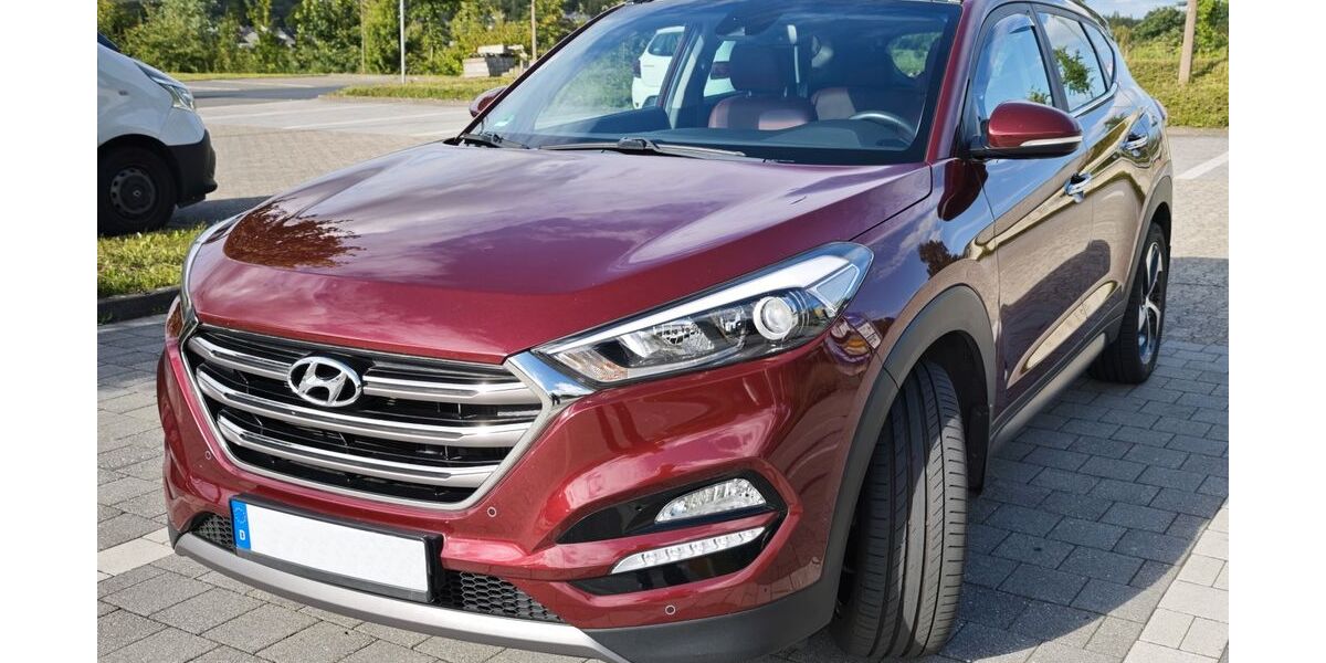 Hyundai TUCSON 106.000 km 13.900 &euro; Overath 51491