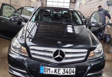 Mercedes-Benz C 250 116.000 km 10.250 &euro; koln 50679