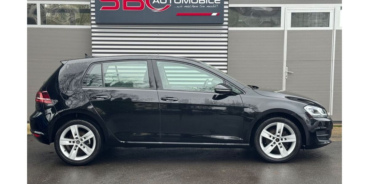 VW Golf 149.050 km 9.990 &euro; Remscheid 42859
