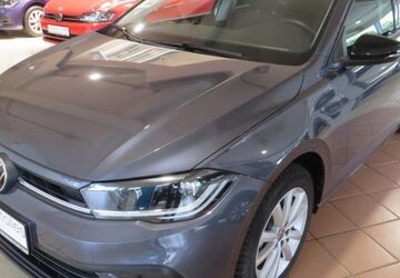VW Polo 4.518 km 25.745 &euro; Neuss 41469