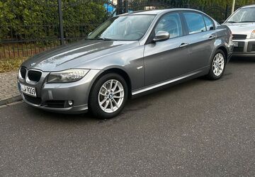 BMW 318 278.150 km 6.300 &euro; Leverkusen 51379
