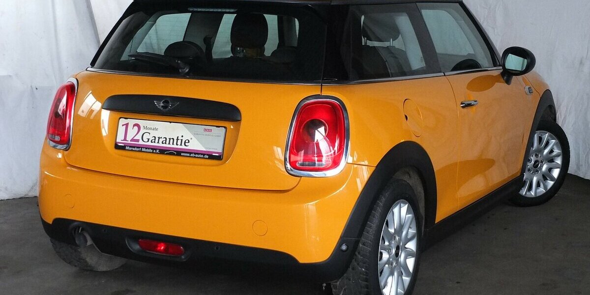 Mini One D KLIMAAUTOMATIK PDC SITZHEIZUNG WINTERREIFEN 122.875 km 8.904 &euro; Köln 50858