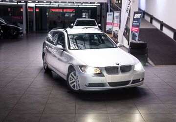 BMW 325 116.617 km 12.689 &euro; Neuss 41468