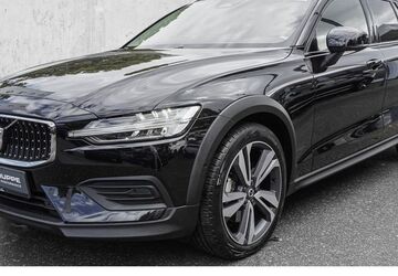 Volvo V60 Cross Country 22.034 km 34.620 &euro; Düsseldorf 40474