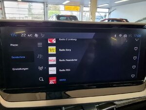 Peugeot 2008 Allure Klimaautom. Alu Allwetter Android Appl 14.715 km 18.480 &euro; HAAN 42781