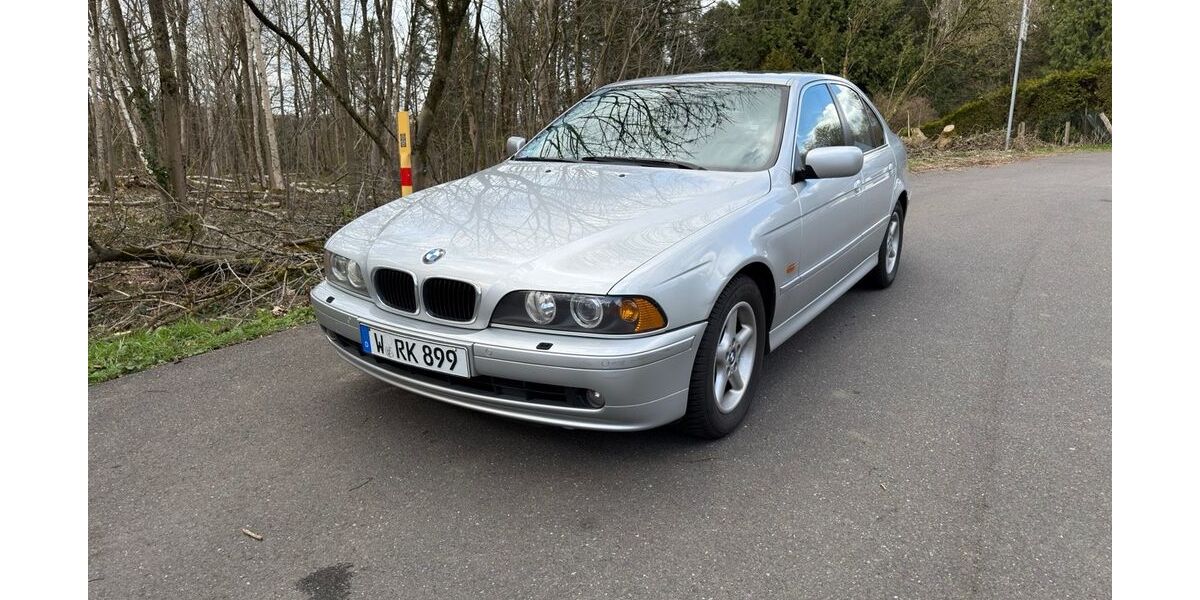 BMW 520 143.161 km 5.900 &euro; Wuppertal 42349