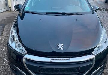 Peugeot 208 181.200 km 4.950 &euro; Overath 51491