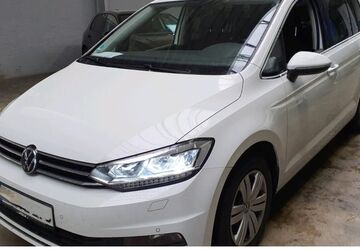 VW Touran 64.927 km 28.950 &euro; Hilden 40721