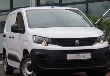 Peugeot Partner 99.565 km 9.900 &euro; Neuss 41469