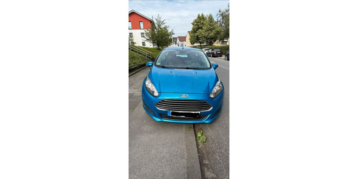 Ford Fiesta 185.000 km 3.900 &euro; Solingen 42653