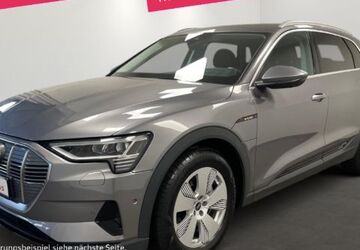 Audi e-tron 40.167 km 32.900 &euro; Düsseldorf 40233