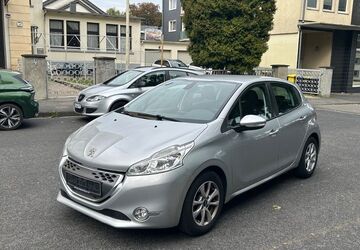 Peugeot 208 150.538 km 5.000 &euro; Solingen 42653