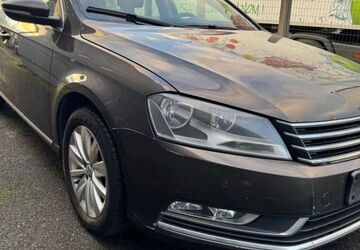 VW Passat 361.500 km 3.500 &euro; Hilden 40721
