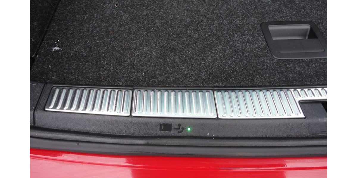 Skoda Superb Sportline4x4 Navi PanoSdach BiXenon Leder 122.000 km 19.999 &euro; Neuss 41462