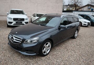 Mercedes-Benz E 200 126.025 km 14.990 &euro; Solingen 42653